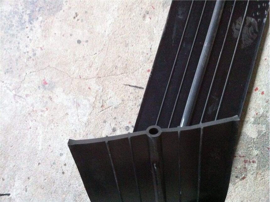 遇水膨胀止水条的工作原理